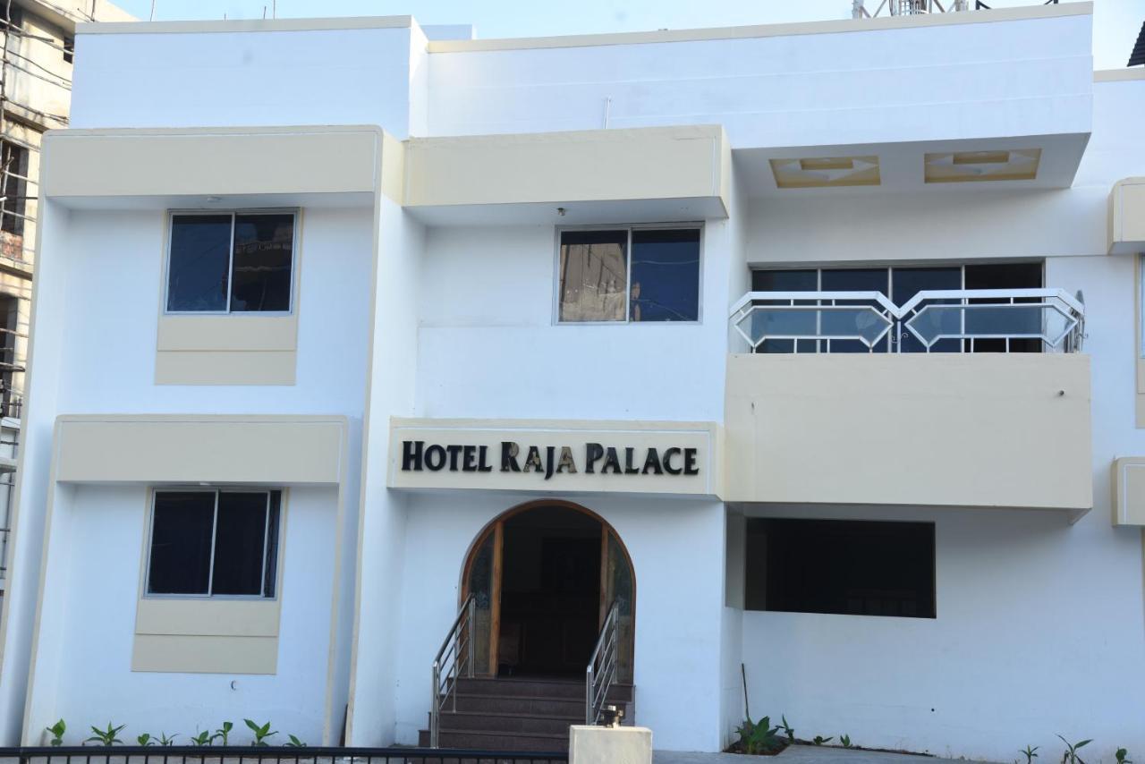 קניאקומרי Hotel Raja Palace מראה חיצוני תמונה